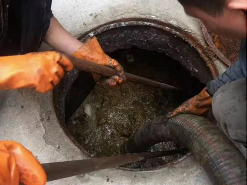 红旗化油池、化粪池清理要做哪些安全措施？